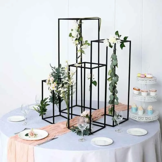 Set Of 4 Wedding Metal Flower Stand // Geometric Centerpiece Vase